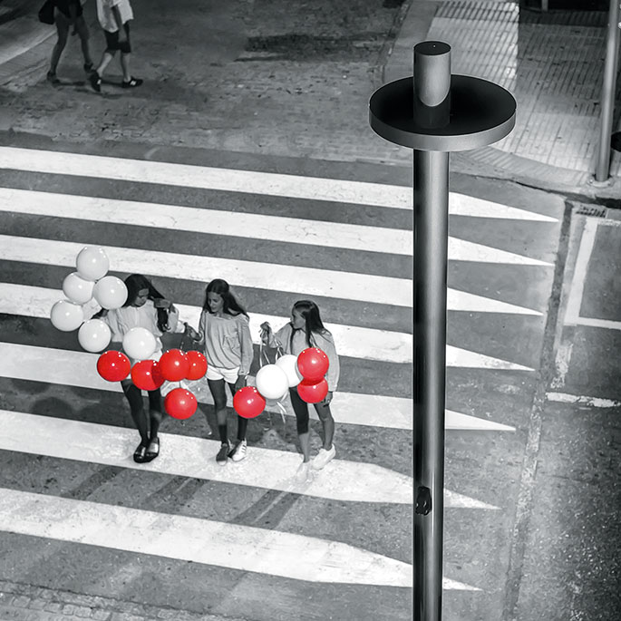 CAPACITIVE LIGHTING REINFORCEMENT SYSTEM FOR PEDESTRIAN CROSSINGS